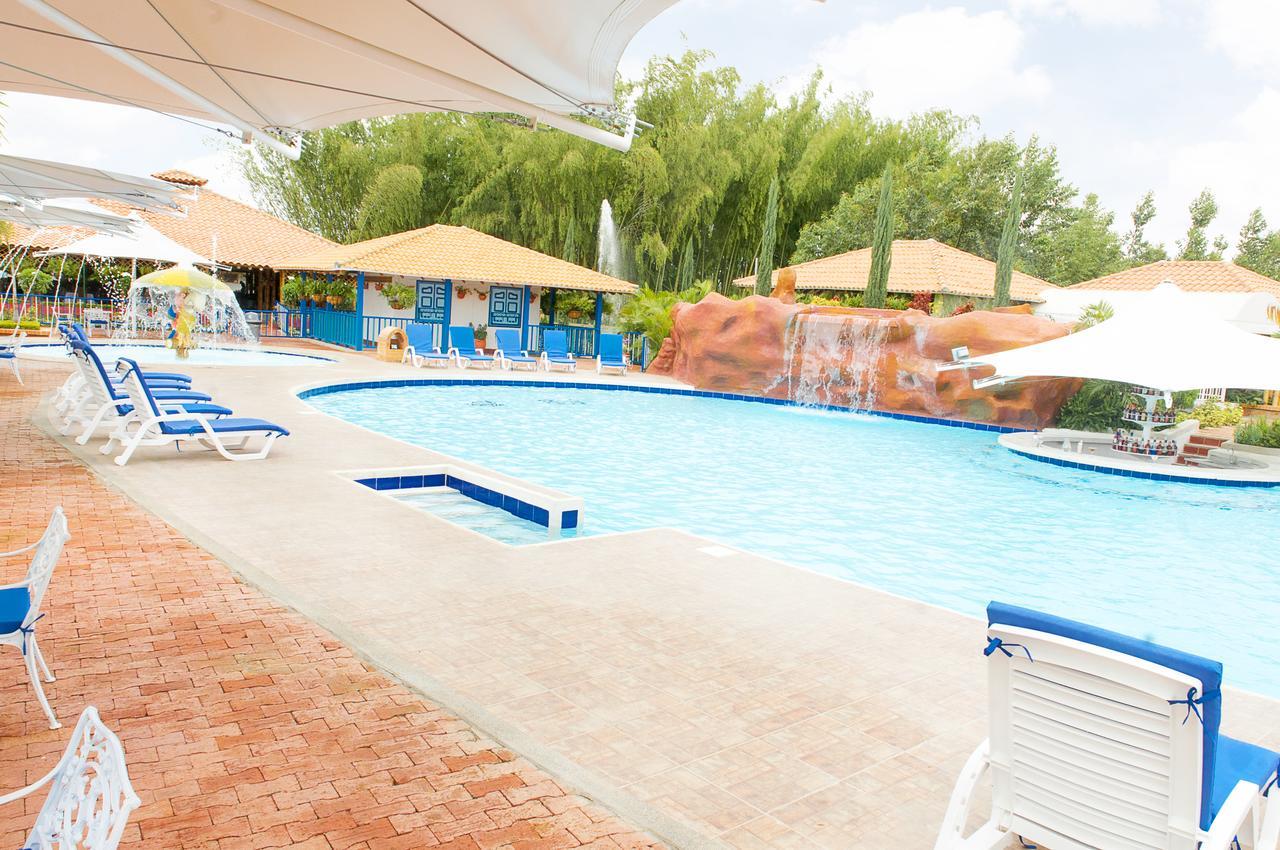 Hotel Campestre Tardes Calenas Yumbo Exterior foto