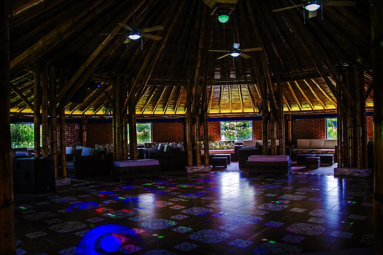 Hotel Campestre Tardes Calenas Yumbo Exterior foto
